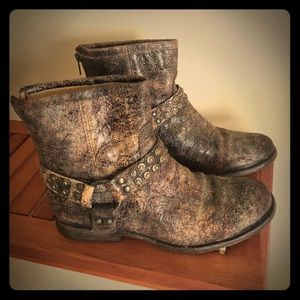 Women’s FRYE Phillip Studded Harness boots Sz 8.5